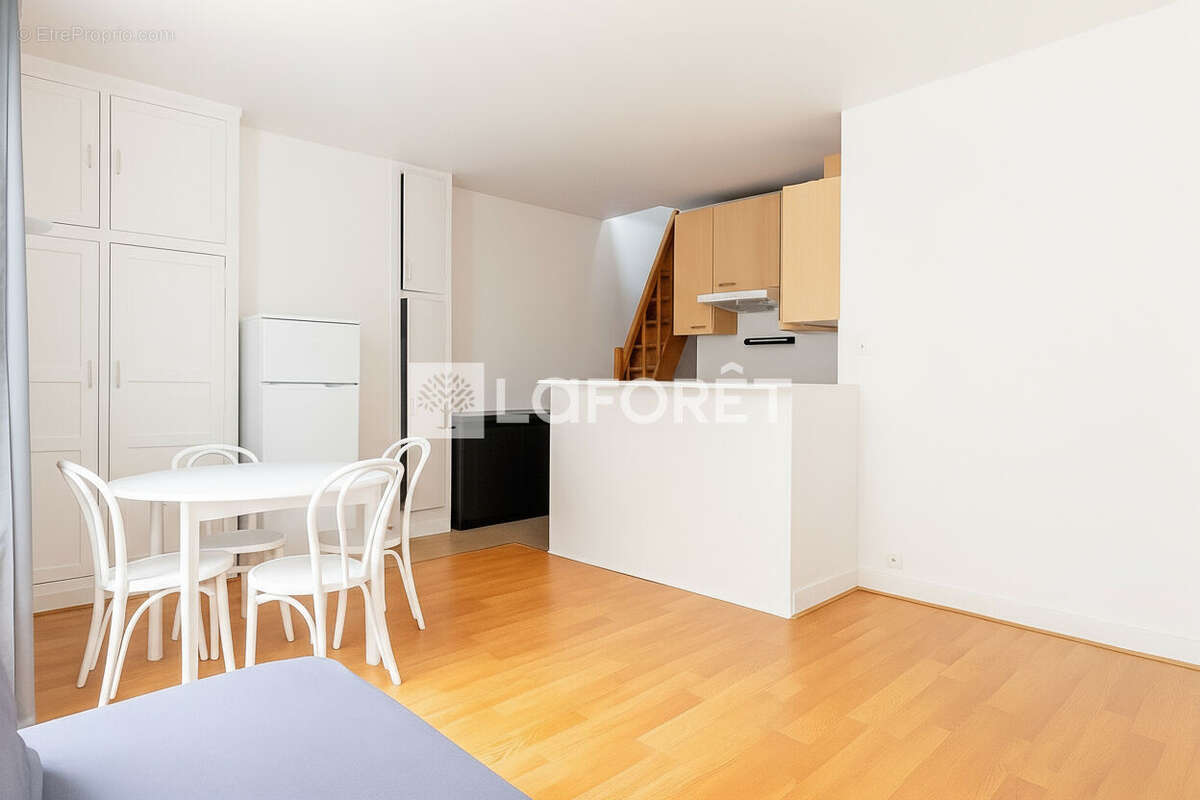 Appartement à PARIS-11E