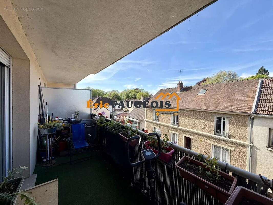 Appartement à LA FERTE-GAUCHER