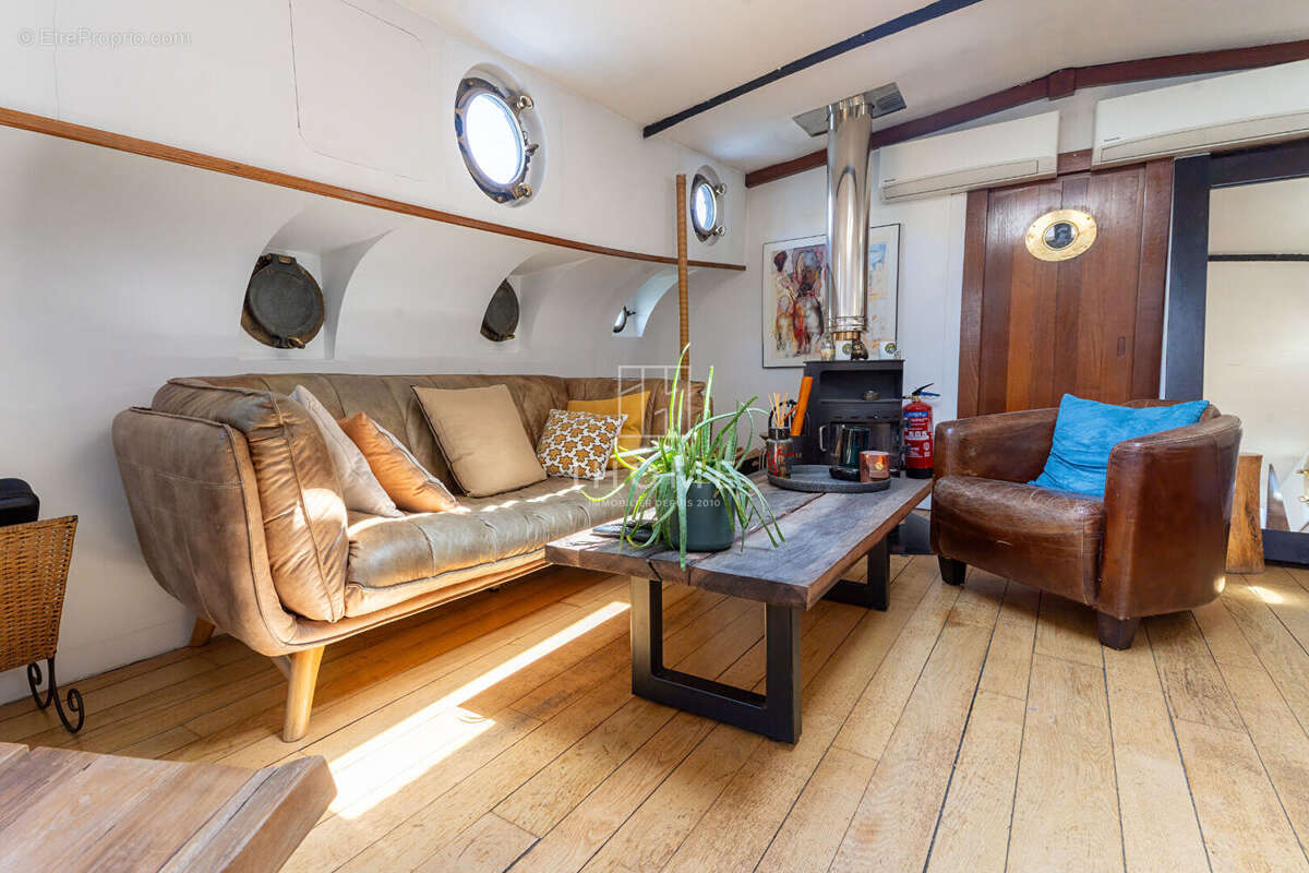 Appartement à PARIS-6E