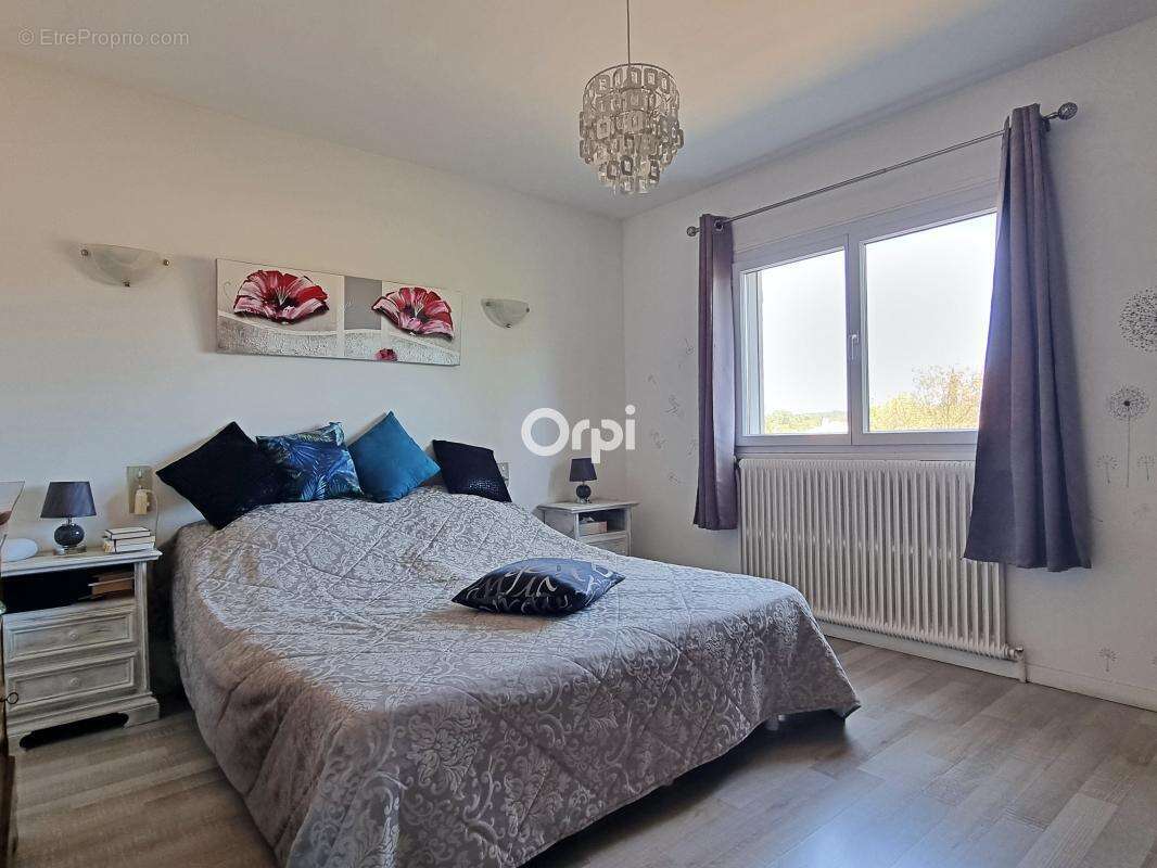 Maison à SAINT-PRIVAT-DES-VIEUX