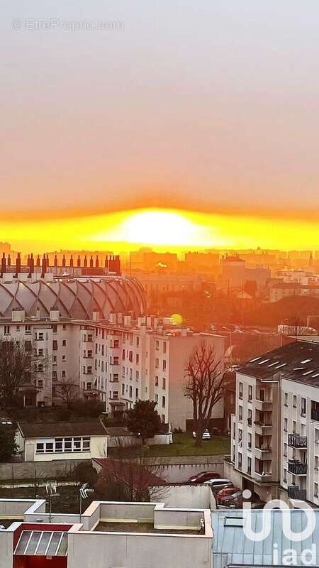 Photo 2 - Appartement à LA COURNEUVE