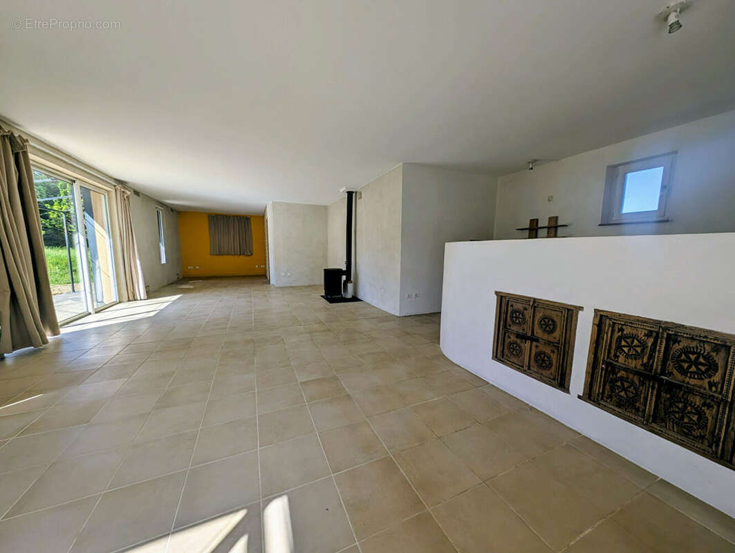 Maison à BOUQUET