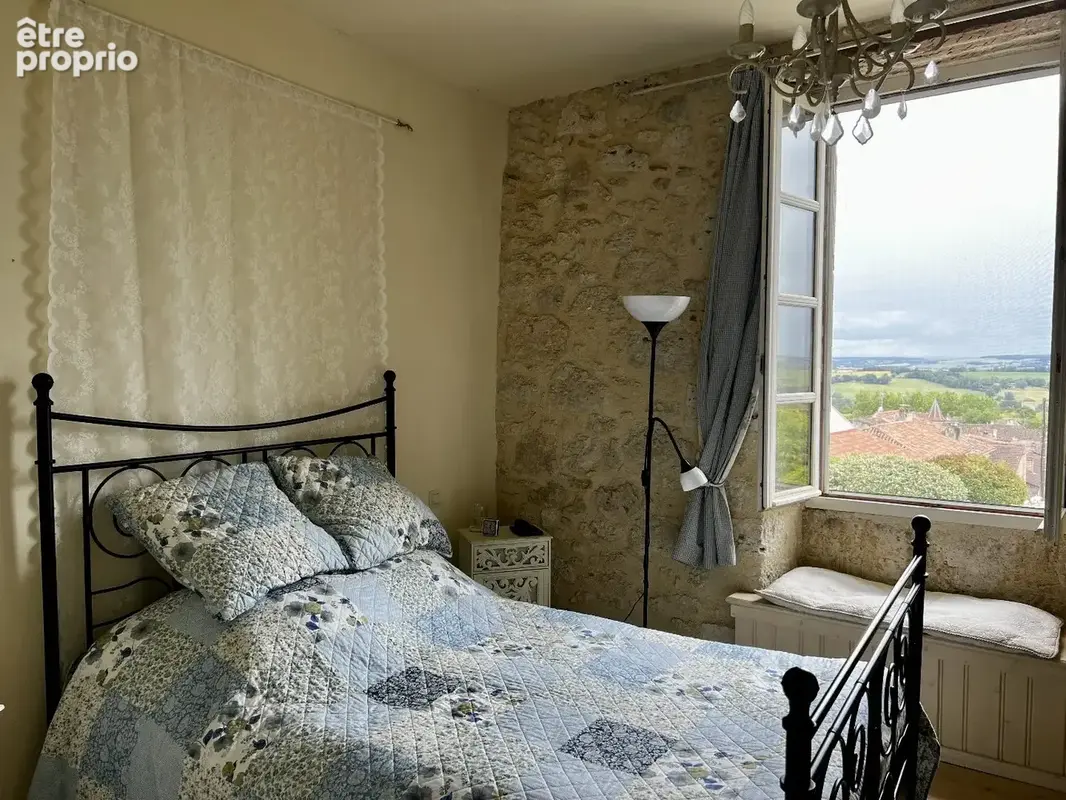 Maison de Village avec Vue Imprenable, Jardin et Cour - photo 13