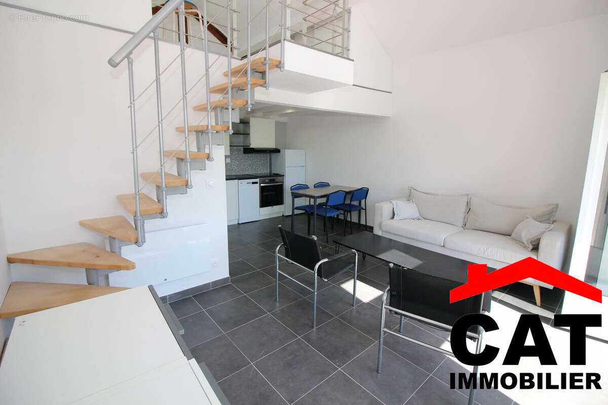 Maison à VERNOU-LA-CELLE-SUR-SEINE