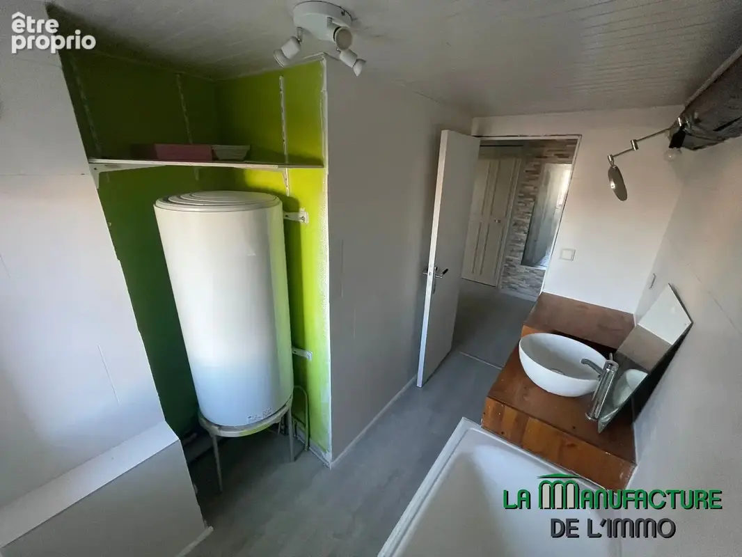 3 pieces 46,30m2 carrez +34,33 m2 hors carrez - dernier etage - meons - technopole - photo 10