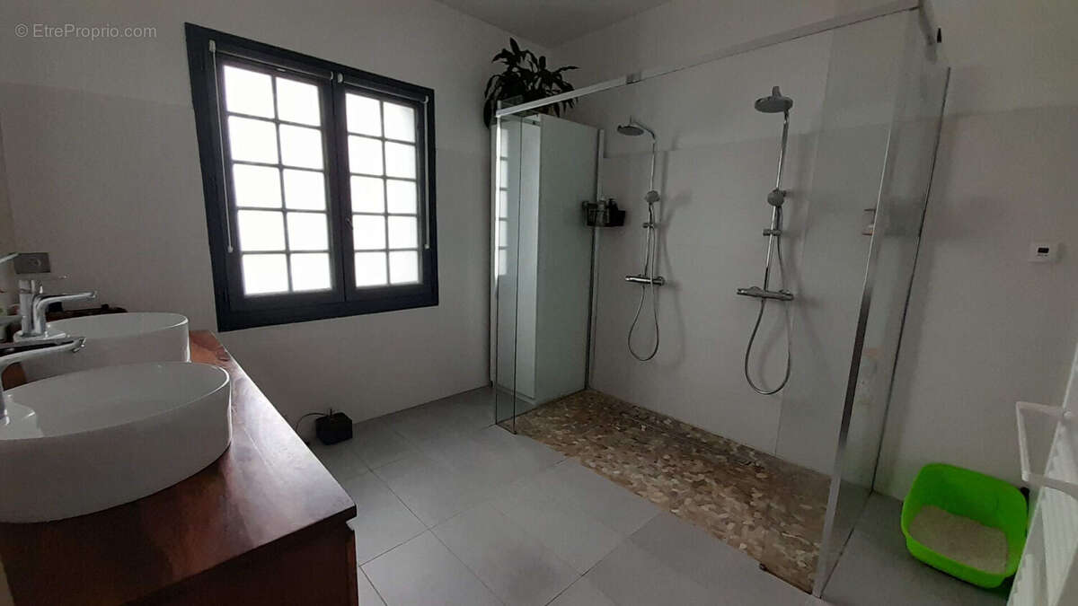 Appartement à BULLION