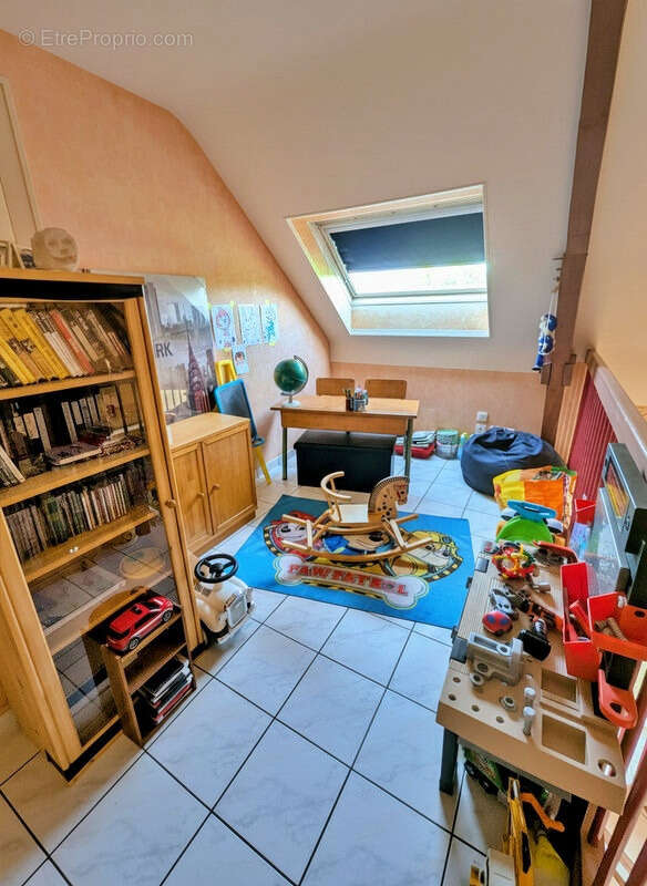 Maison à LA CHAPELLE-JANSON