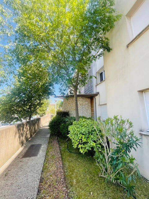 Appartement à SAINT-CHRISTOL-LES-ALES
