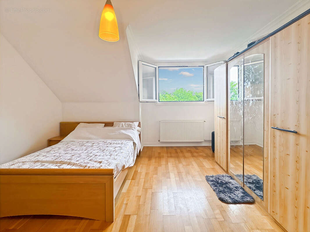 Maison à MANTES-LA-VILLE