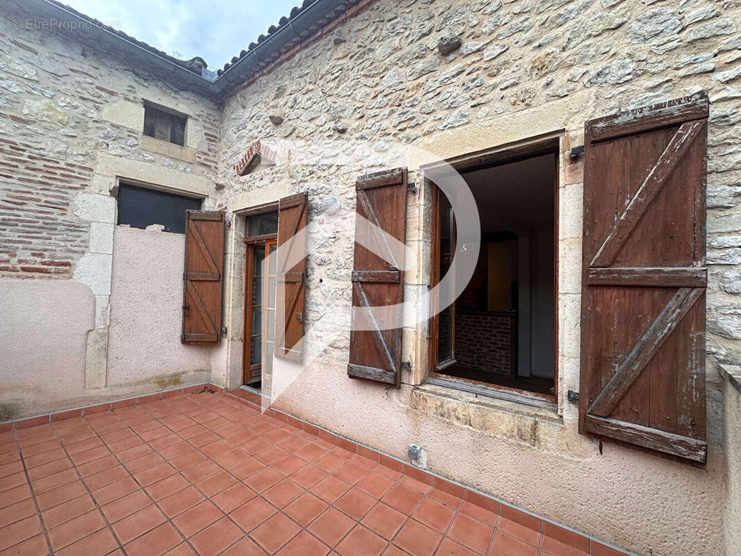 Appartement à LUZECH