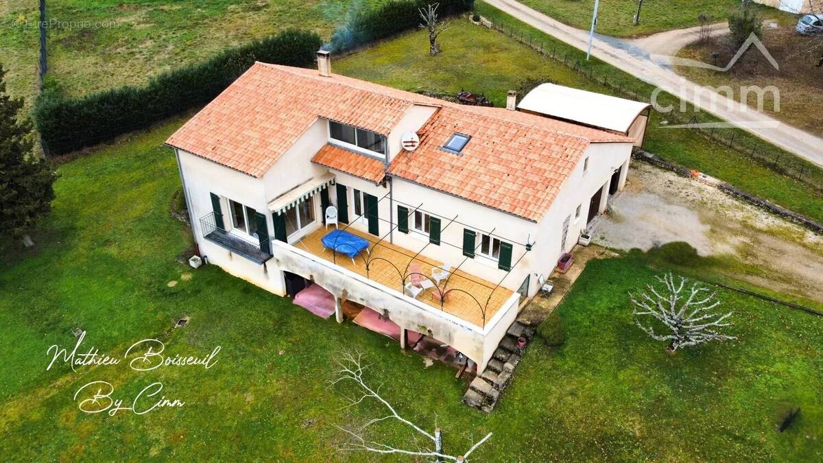 Maison à AURIAC-DU-PERIGORD