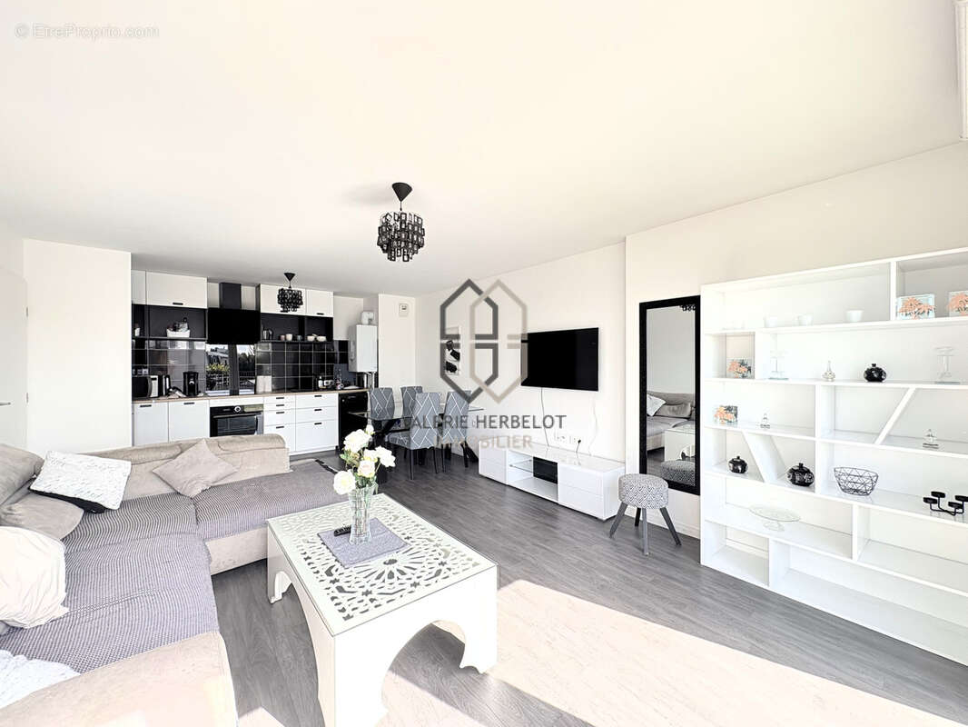 Appartement à CHENNEVIERES-SUR-MARNE