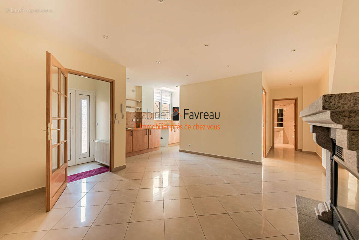 Maison à L&#039;HAY-LES-ROSES