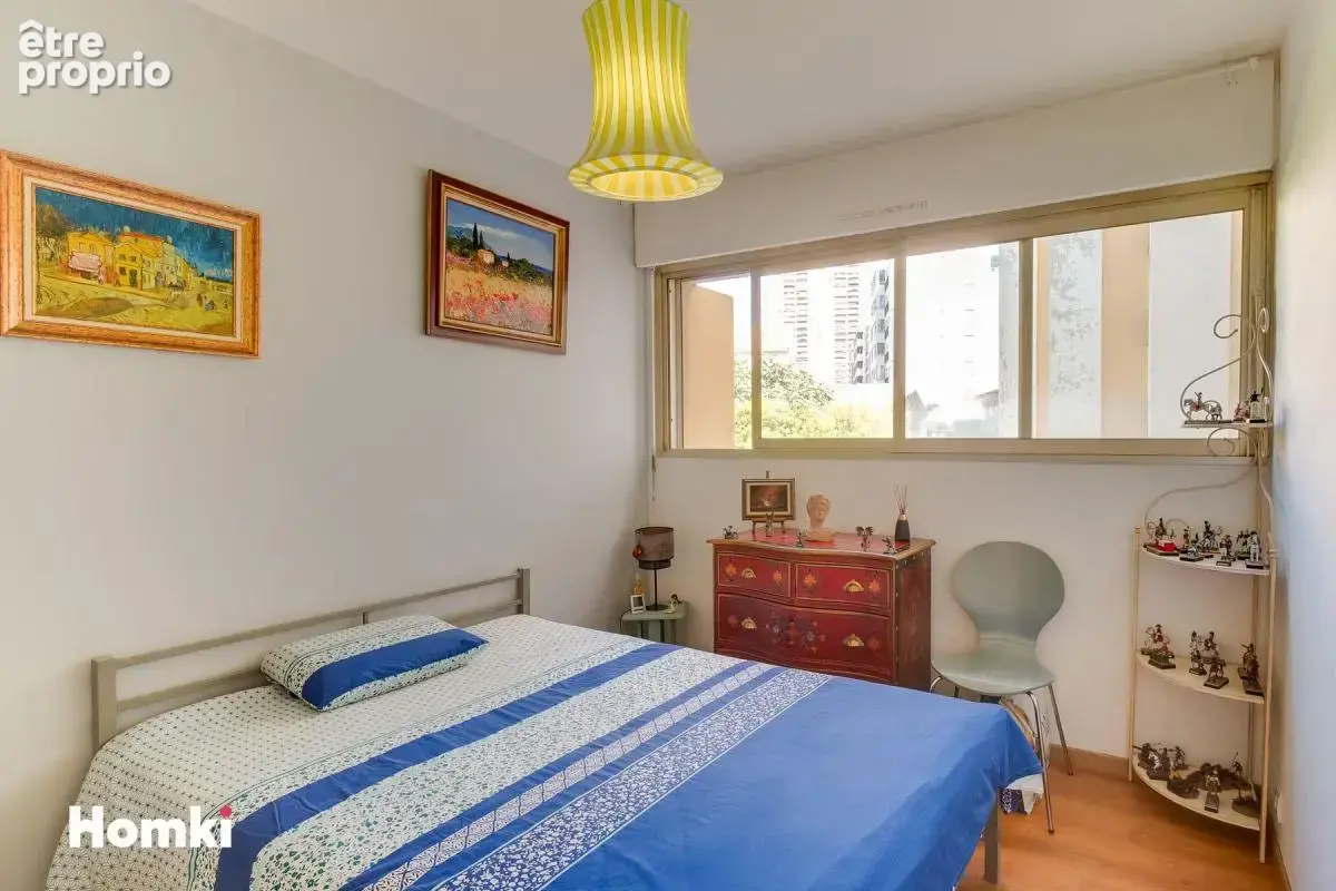 Appartement T3 de 77 m² à Marseille 13008, Rue Paradis - photo 9