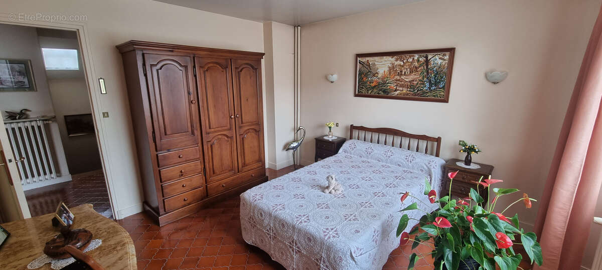Maison à ARMES