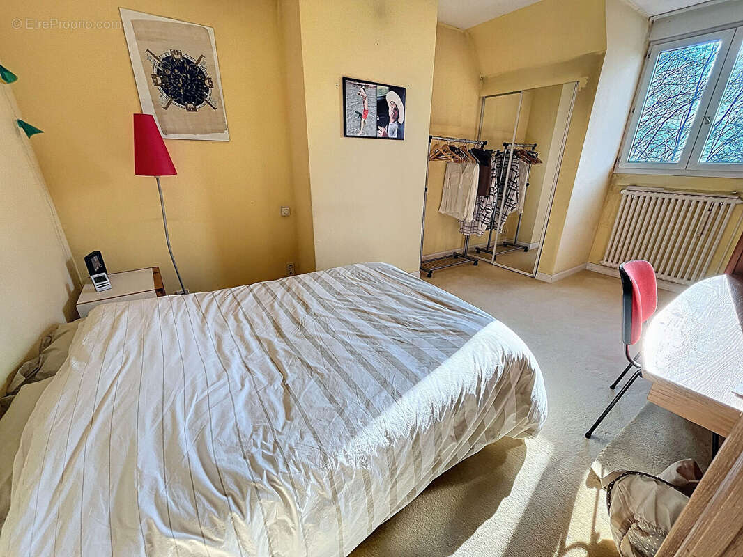 Maison de 9 pièces à Avranches (50300) à 2,5 kms du centre ville et 3 kms des grandes surfaces - photo 11