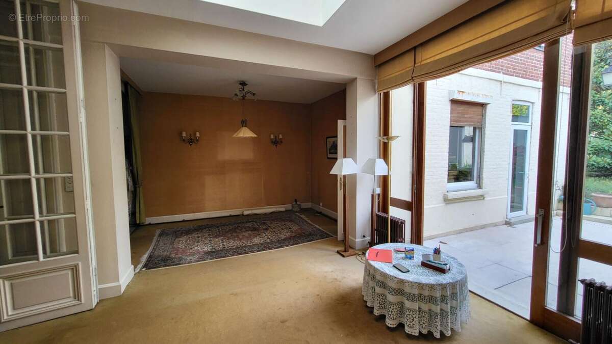 Maison à SAINT-QUENTIN