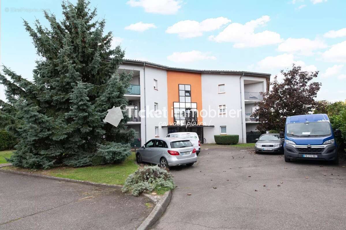 Appartement à AUCAMVILLE