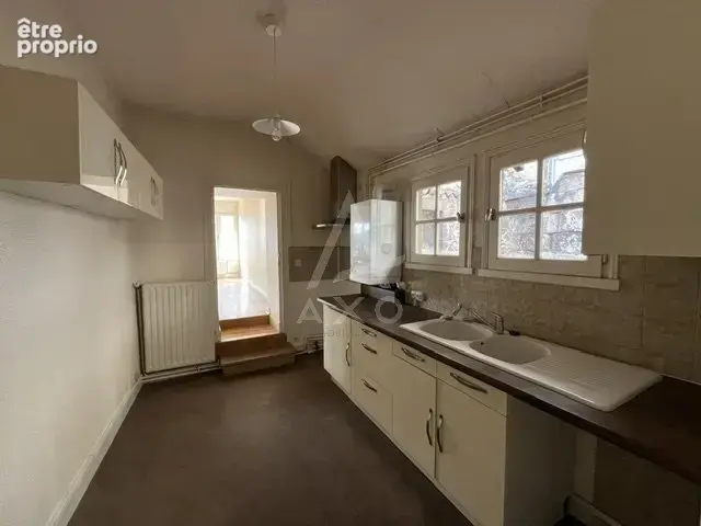 Appartement 100m² centre historique - photo 3