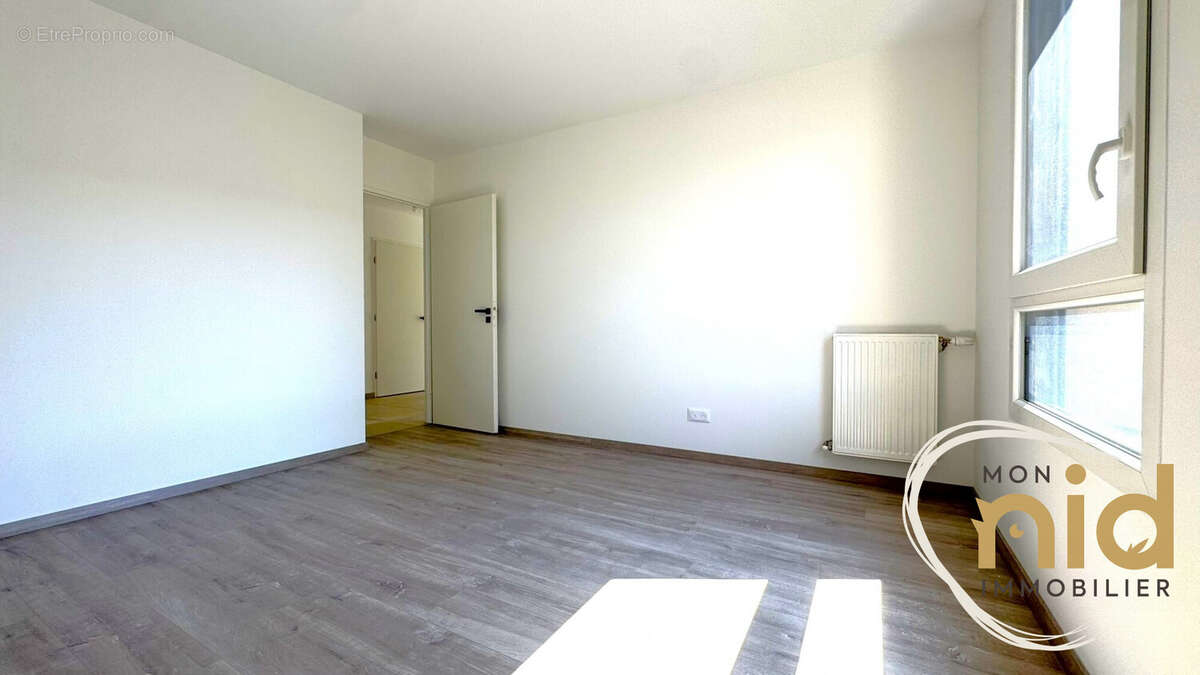 Appartement à MEYLAN
