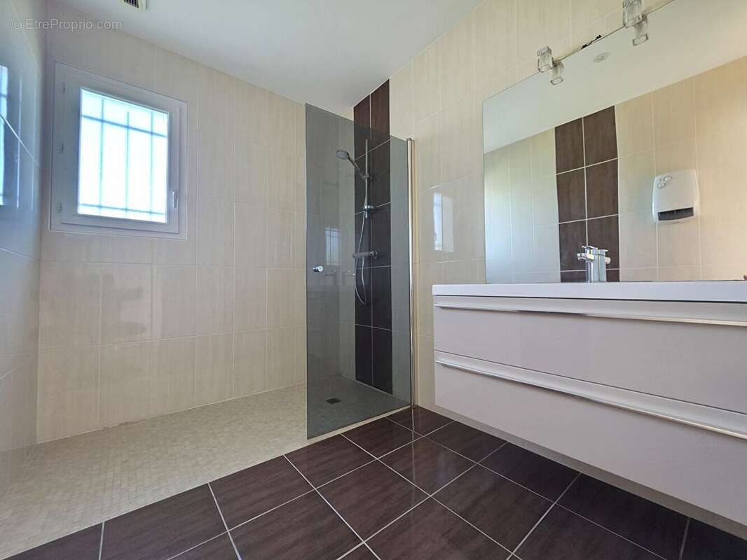 Maison type T5 167m2 - photo 8