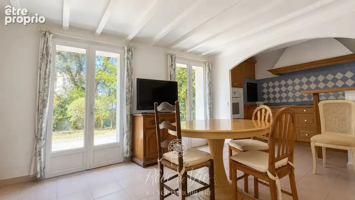 Maison à rénover le lavandou centre-ville proche plages - photo 10