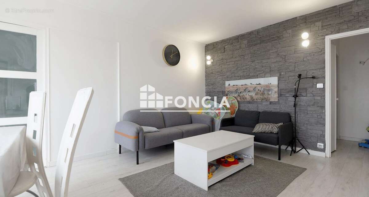 Appartement à RIS-ORANGIS