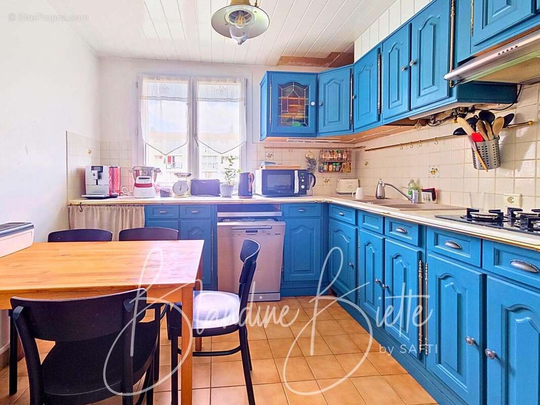 Photo 8 - Appartement à LE PECQ
