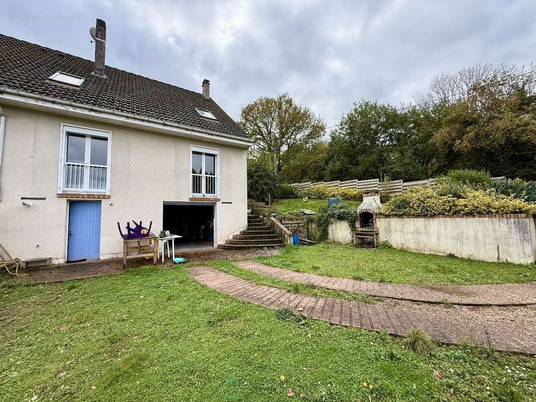 Maison à VILLERS-ECALLES