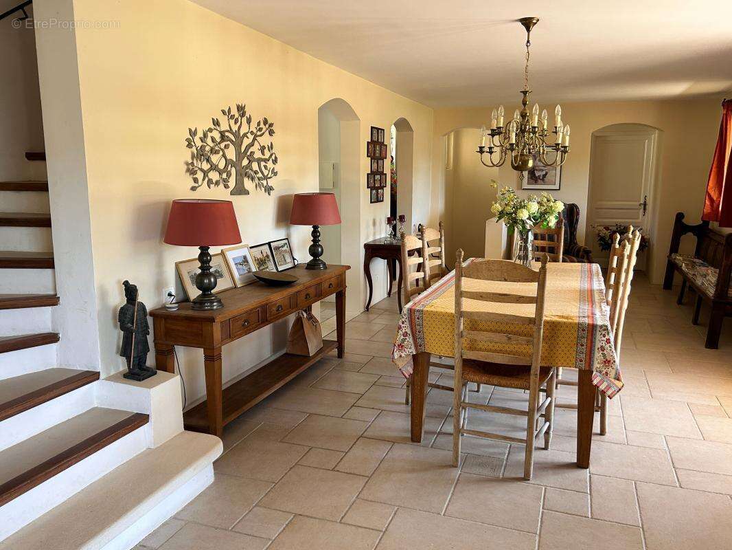 Maison À Vendre - Montbrun-les-Bains - 245 m² - photo 9
