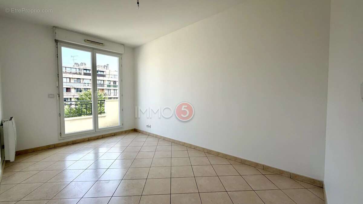 Appartement à VILLEMOMBLE