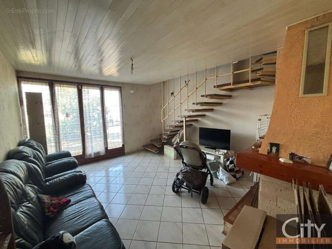 Cugnaux  maison t5 avec garage sur parcelle de 636 m² divisible - photo 7