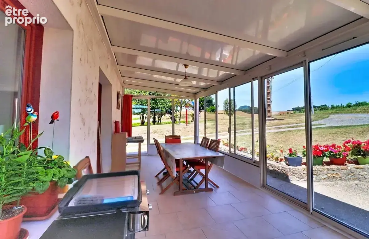 Maison de caractère, avec 312 m2 de dépendances et vue dégagée sur la campagne – À 15 min des plages - photo 2