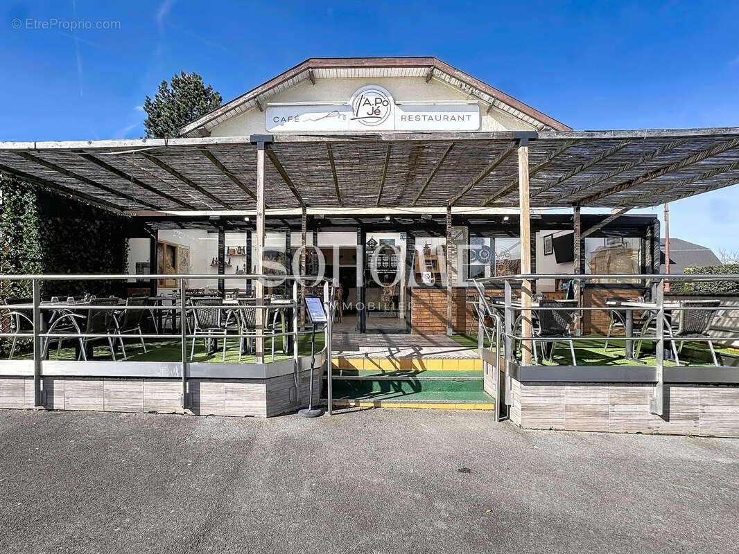 Commerce à MUIZON