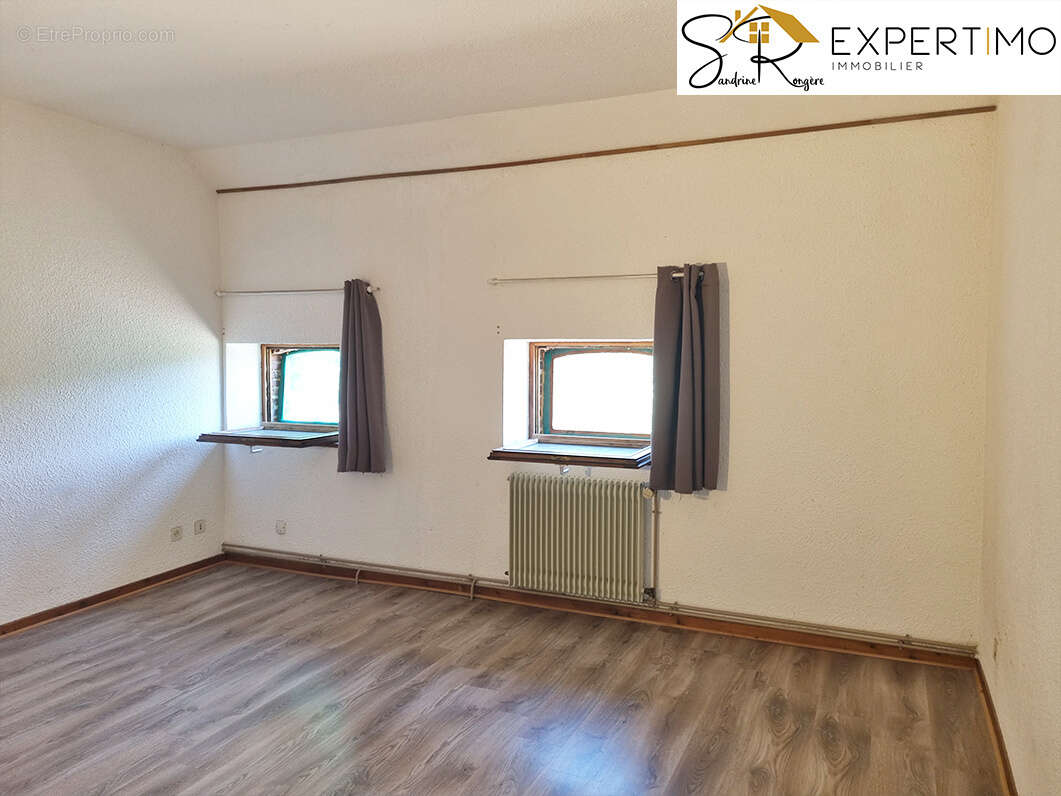 A Servant, Maison de 240 m2 sur parcelle de 2 011m2. - photo 16