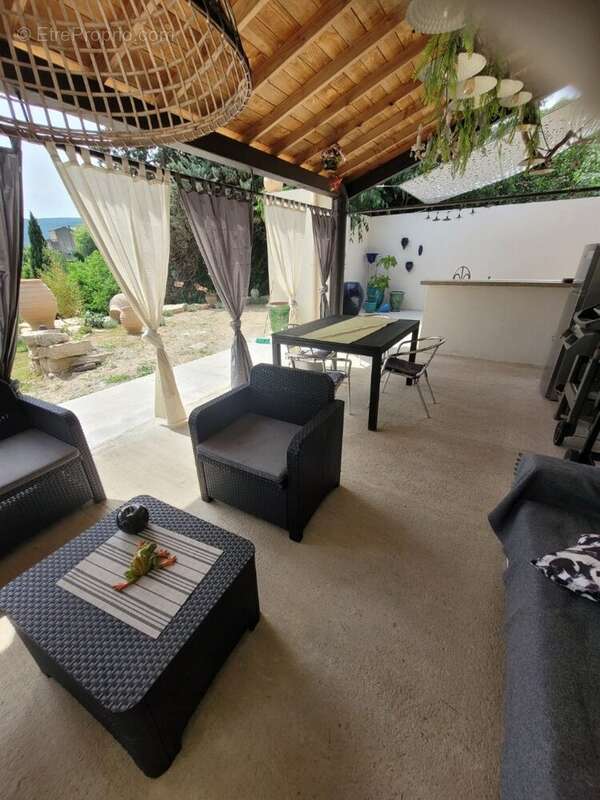 Maison à LAROQUE