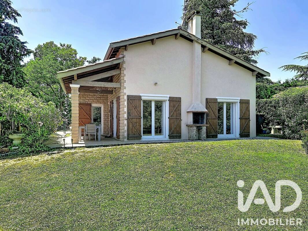 Photo 1 - Maison à GREZIEU-LA-VARENNE