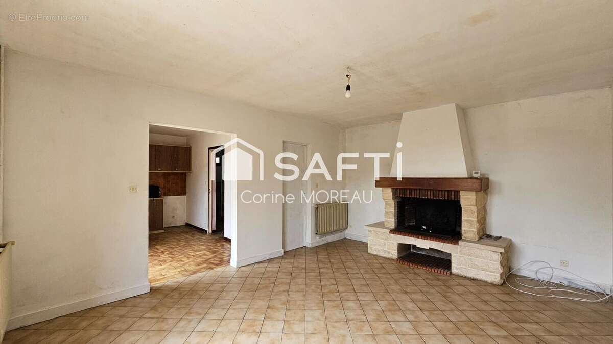 Photo 3