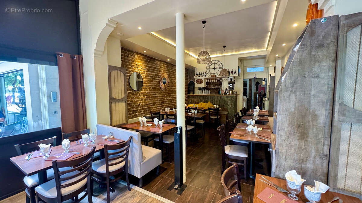 Commerce à PARIS-14E