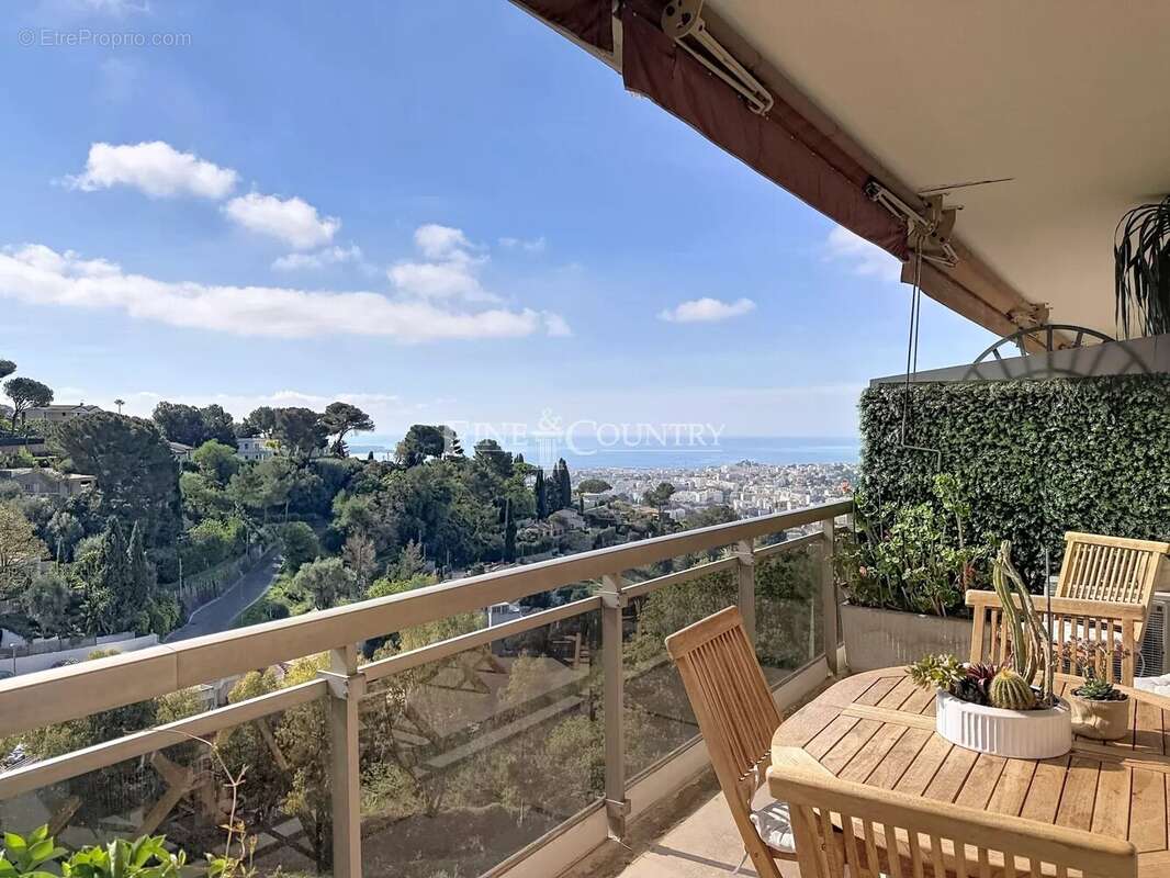 Appartement à LE CANNET