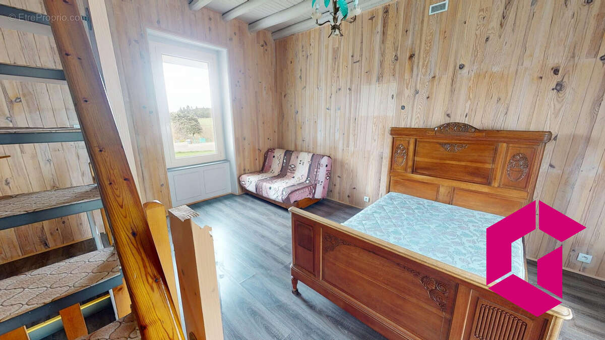 Maison à ROZIER-COTES-D&#039;AUREC