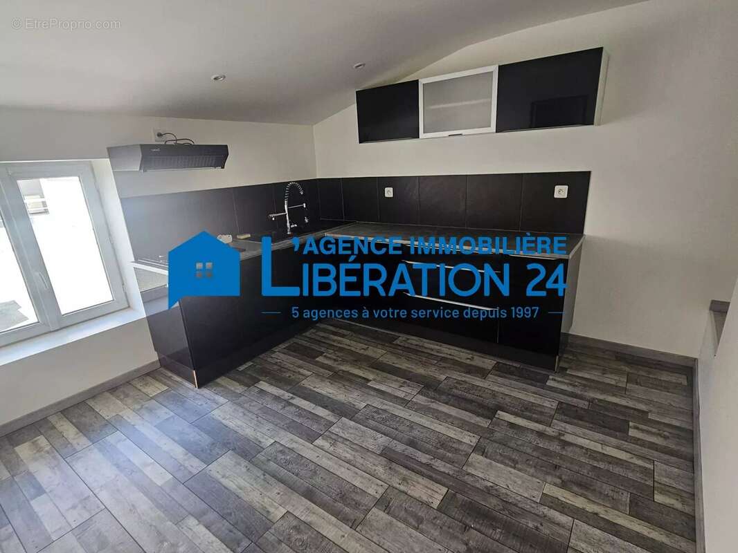 Belle maison de ville à Unieux avec apt indépendant - photo 17