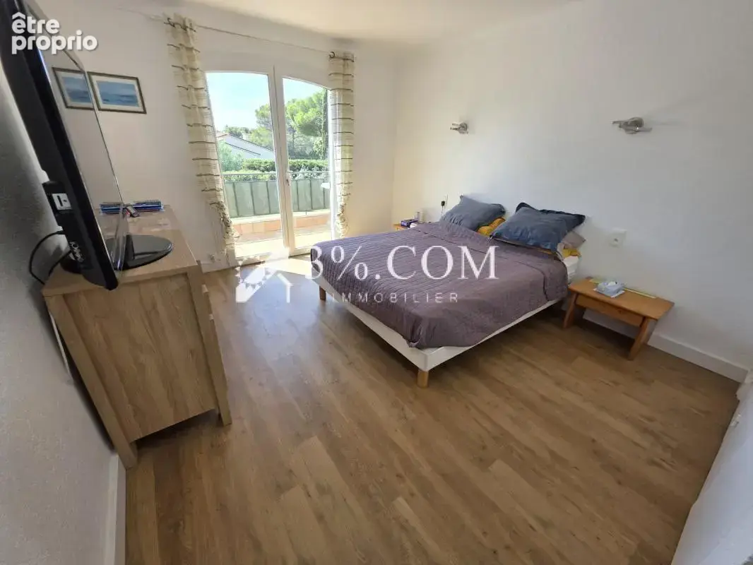 Villa rénovée avec piscine et vue mer à Boulouris - photo 14