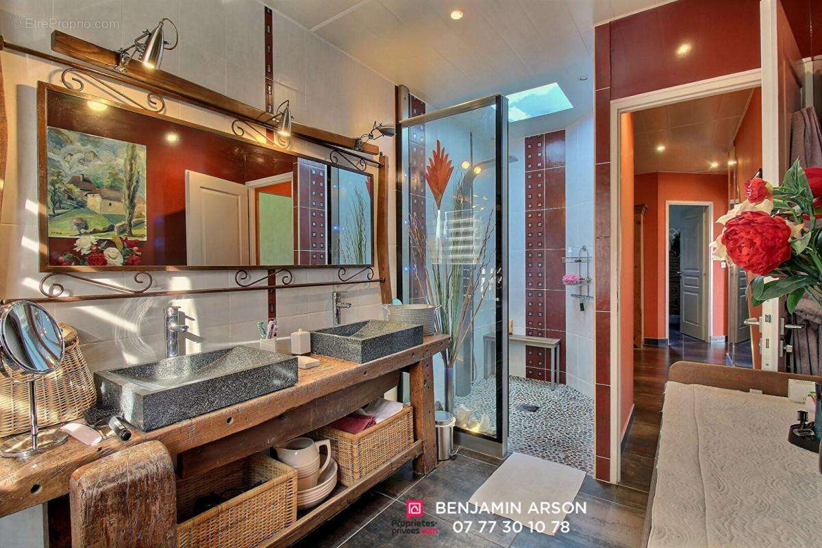 Maison à LE BOURGET-DU-LAC