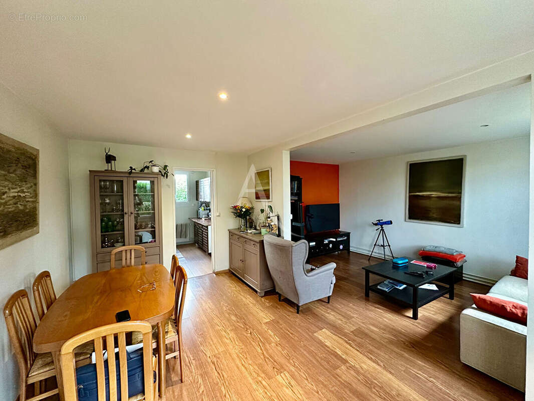 Appartement à SAINT-DENIS-EN-VAL