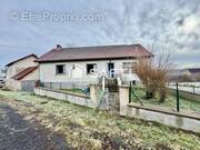 Photo 1 - Maison à PONTAUMUR