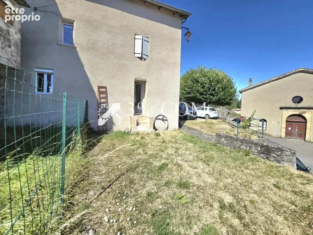 Maison en pierre rénovée de 85m2 avec petit jardin - photo 11