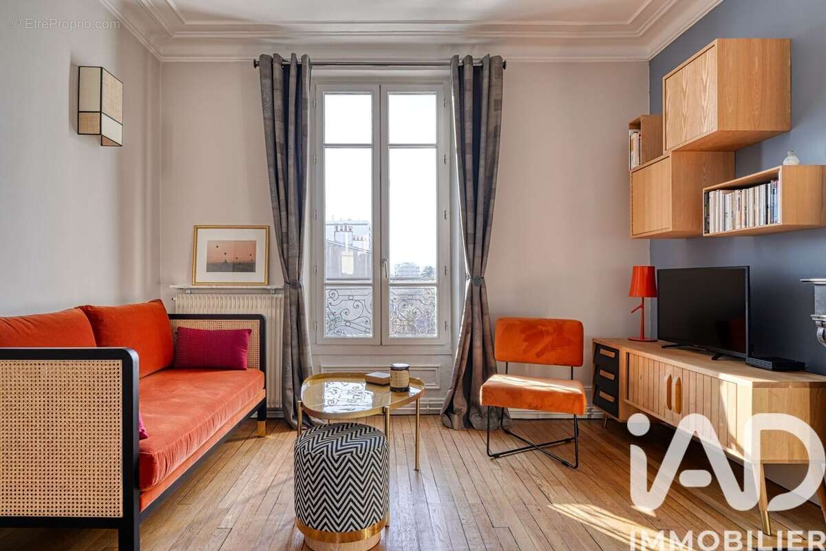 Photo 2 - Appartement à SURESNES