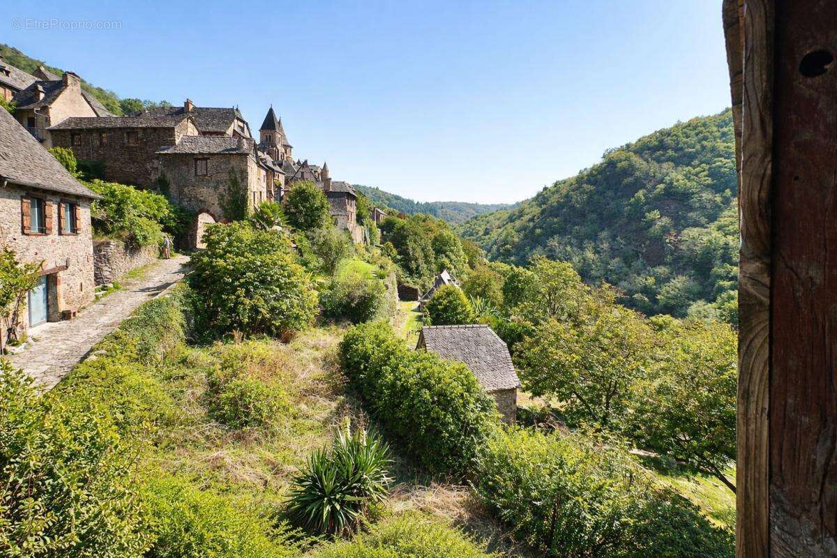 Maison de caractère au cœur de Conques-en-Rouergue  - photo 14