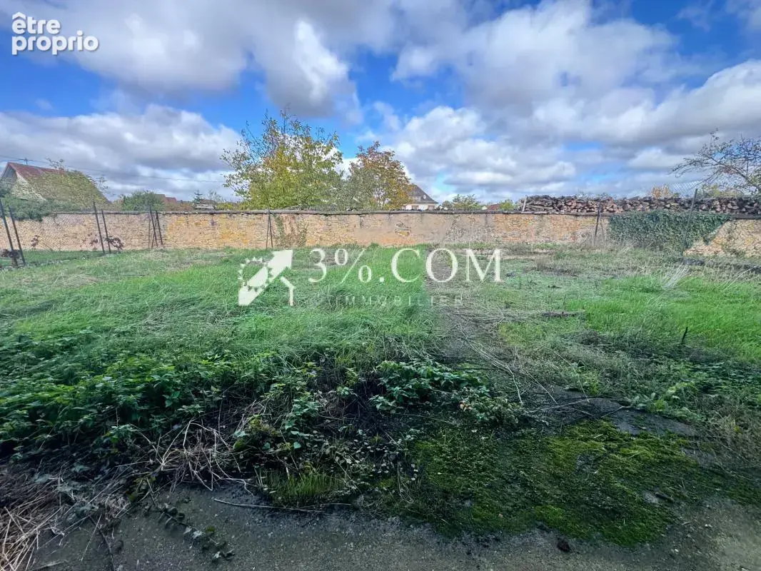 3%COM Maison (139 m2)  à rénover  avec 300m2 de dépendances - photo 3